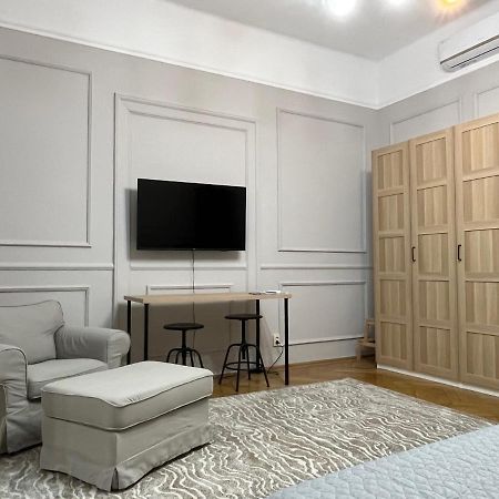 Barty Downtown Apart 2 Timisoara Bagian luar foto
